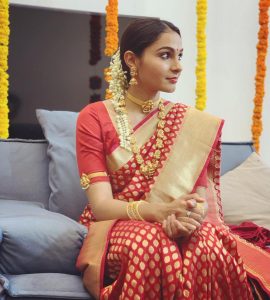 AndreaJeremiah sexy saree stills vadachennai lead actress