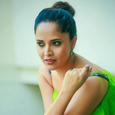 400px x 400px - Anasuya Bharadwaj Hot actress gallery - Tamil Cine Stars